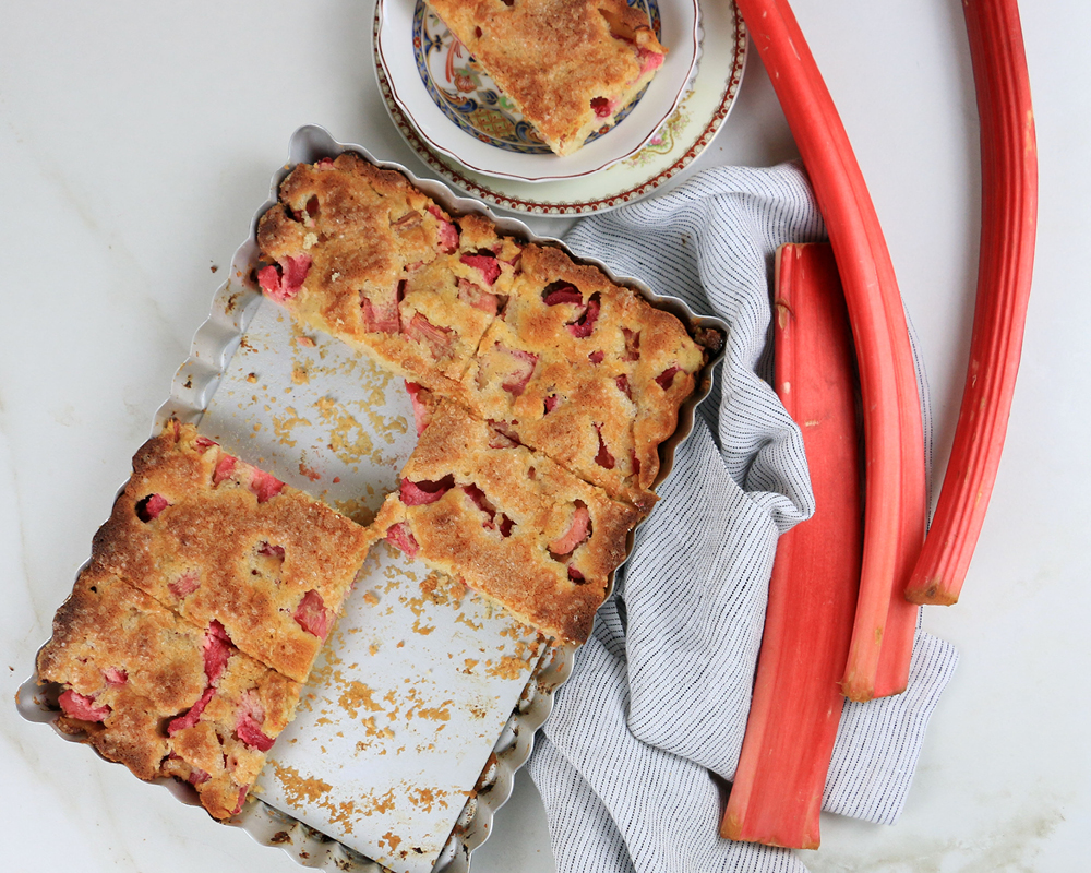 Rhubarb almond tart with three stalks