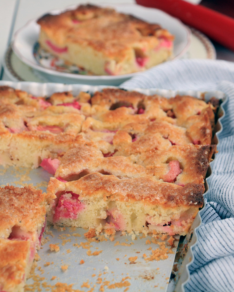 Rhubarb-Almond Tart