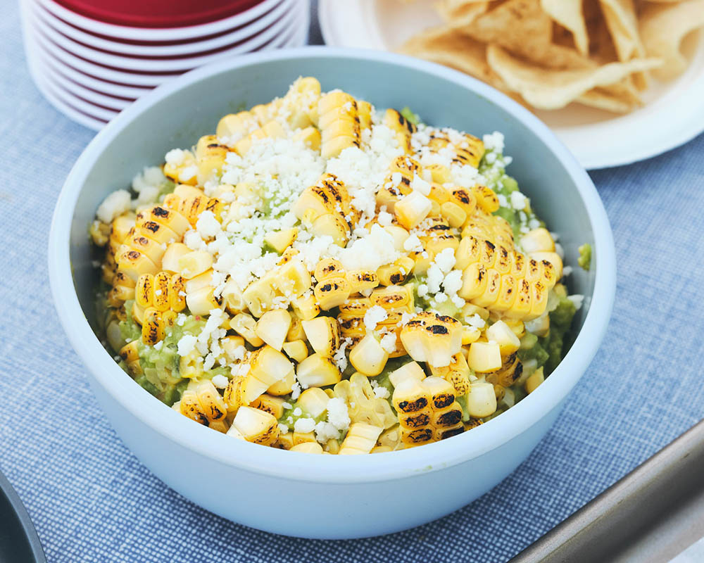 grilled corn guacamole appetizer tailgating