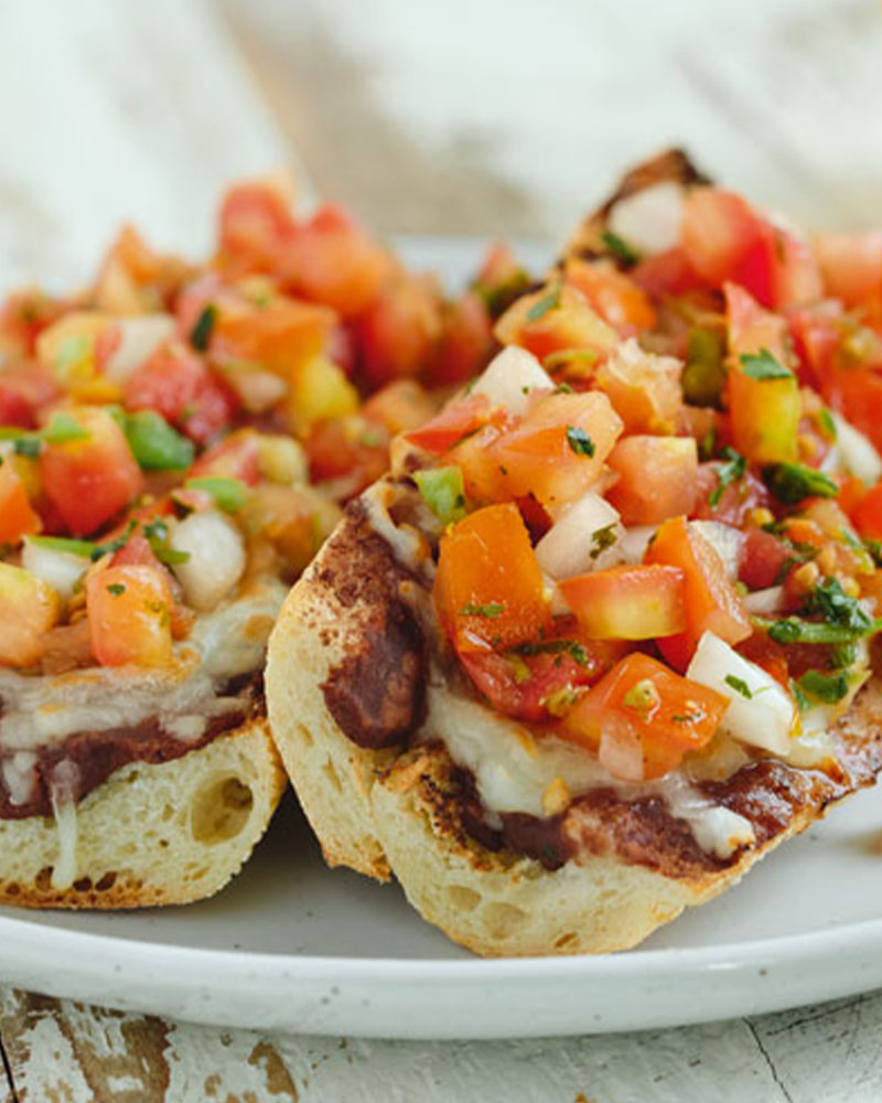 Molletes (Mexican Open-Faced Sandwiches)