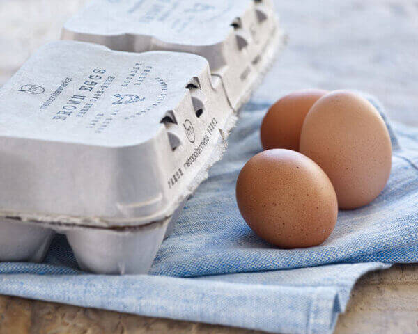 Selecting the Freshest Eggs from Metropolitan Market