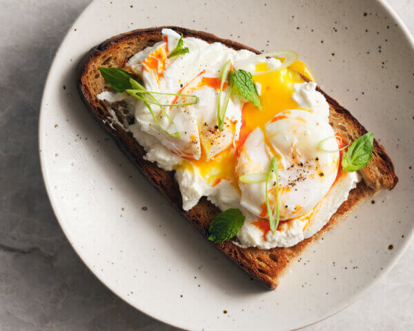 poached eggs on toast